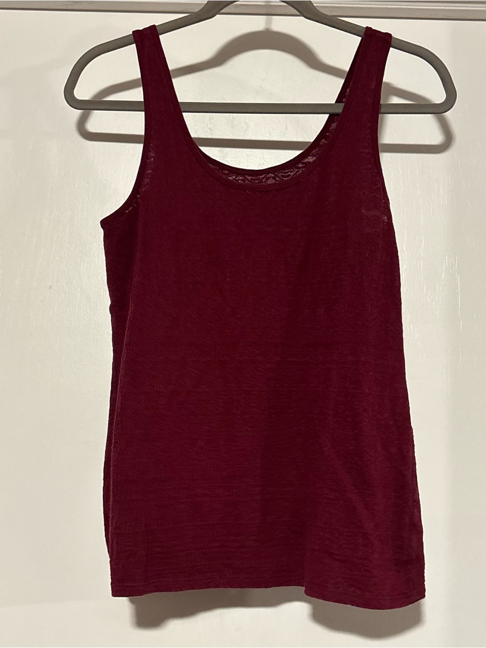 🌸SO Women's Sleeveless Tank Top - Burgundy